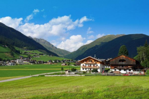 Unterweckerlerhof Valle Di Casies